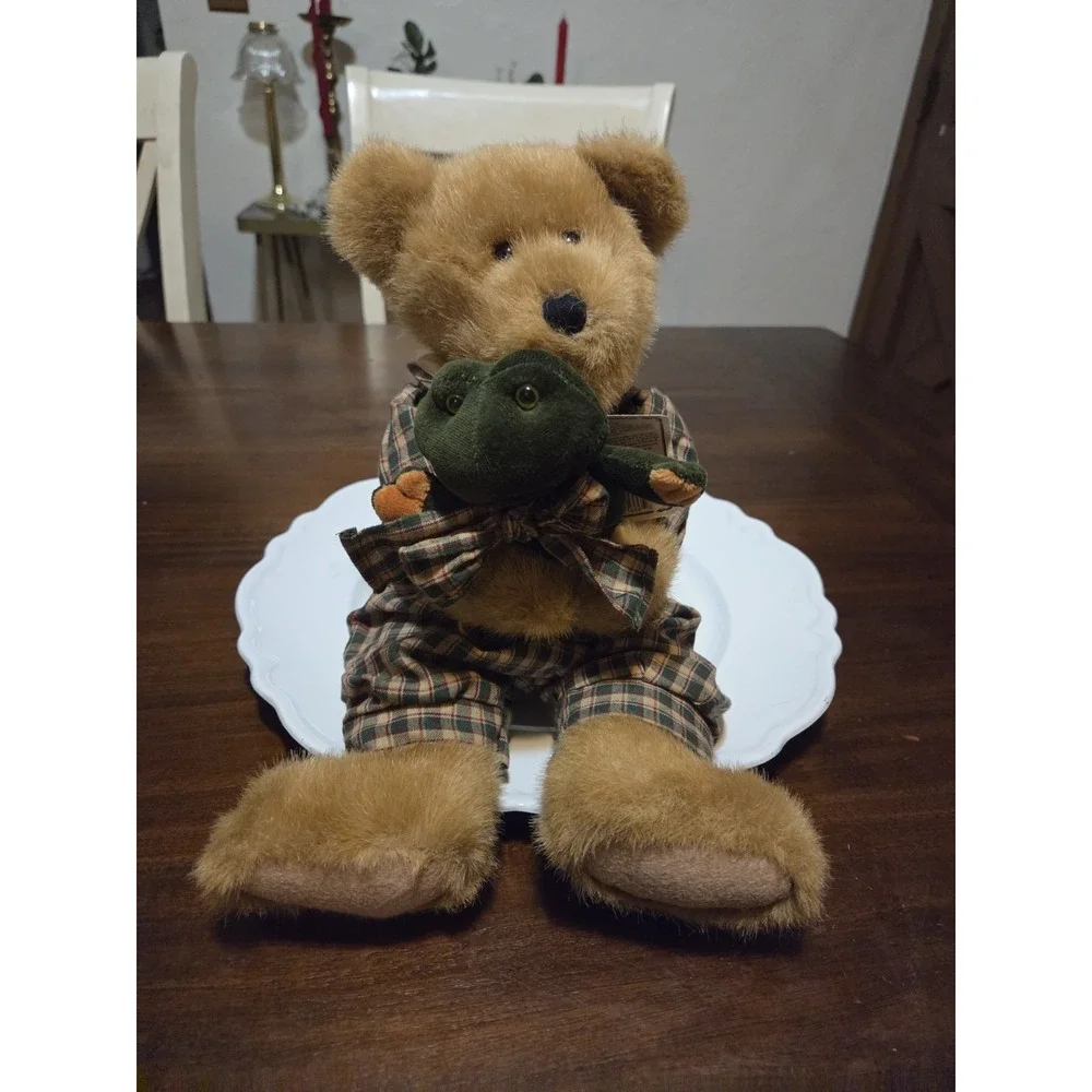 Vintage Boyd's Bears Hunter Bearsdale  Greenspan Hang Tags 1-piece Plaid Outfit